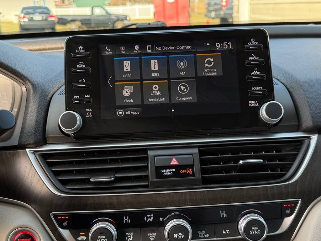 2019 Honda Accord Image 27