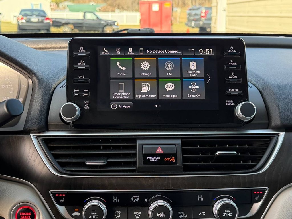 2019 Honda Accord Image 28