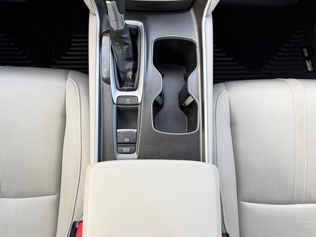 2019 Honda Accord Image 31