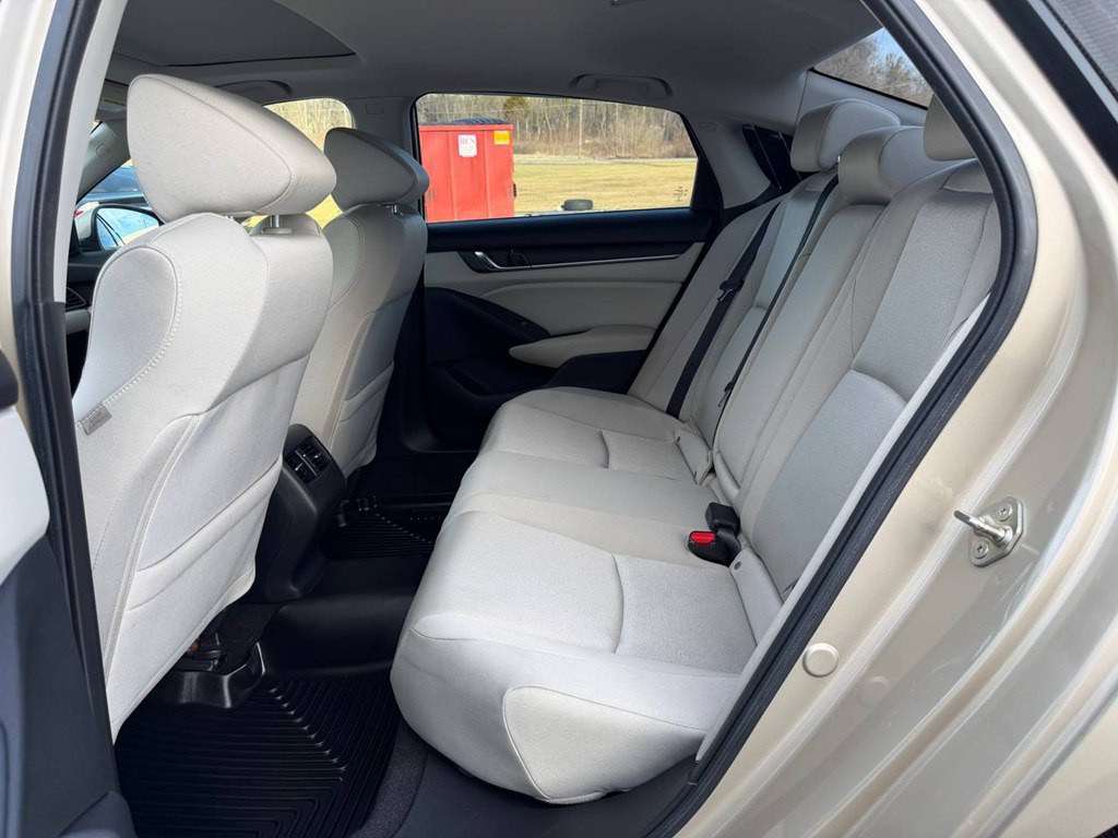 2019 Honda Accord Image 38