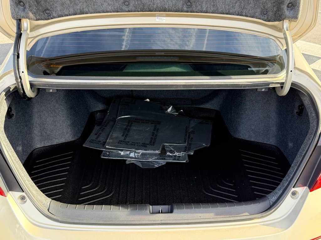 2019 Honda Accord Image 42