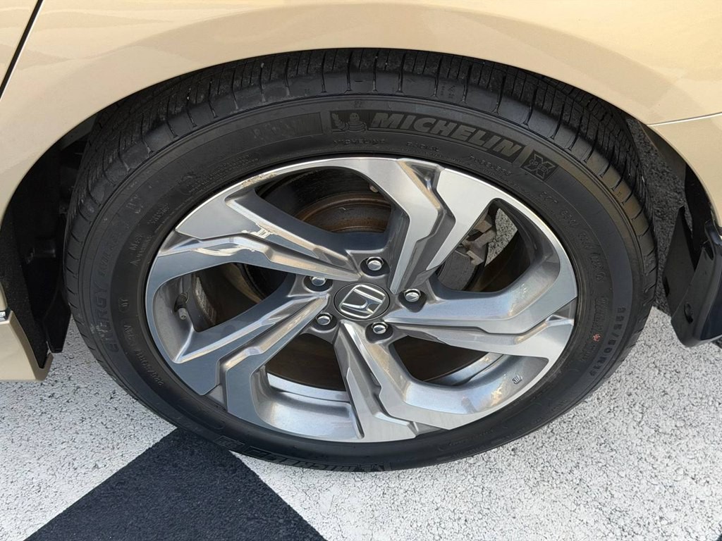 2019 Honda Accord Image 49