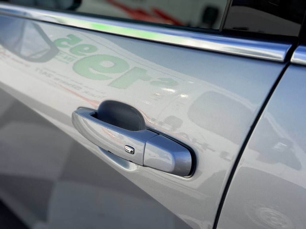 2018 Chevrolet Malibu Image 13