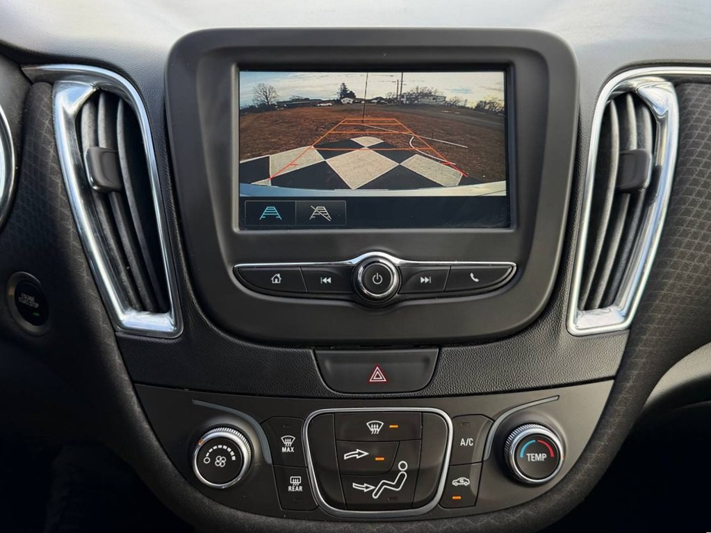 2018 Chevrolet Malibu Image 27