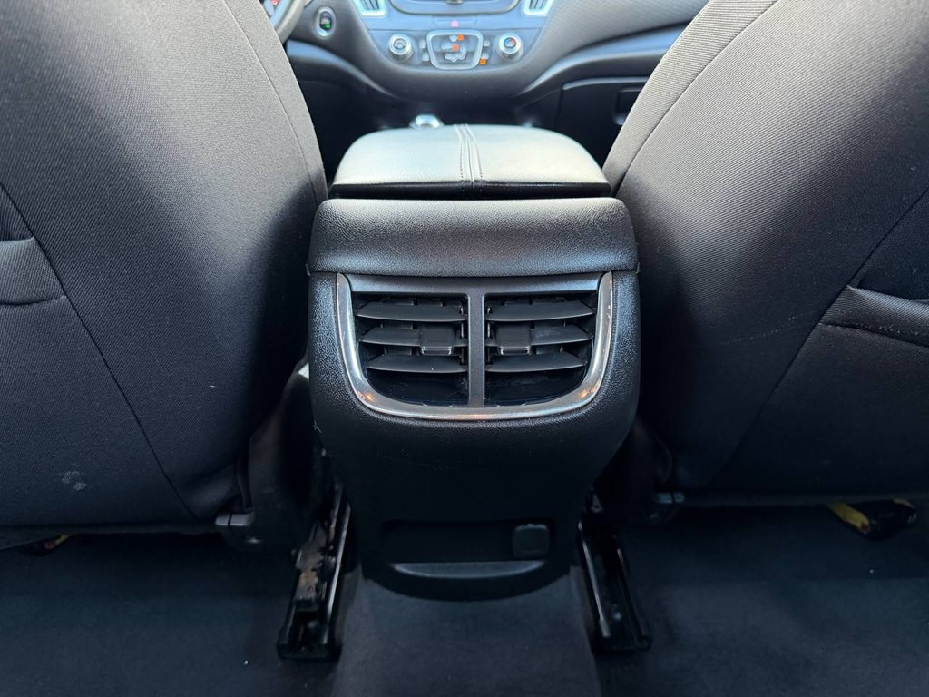 2018 Chevrolet Malibu Image 36