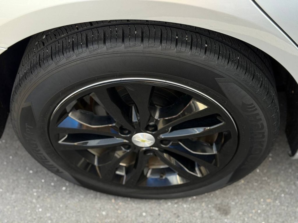 2018 Chevrolet Malibu Image 43