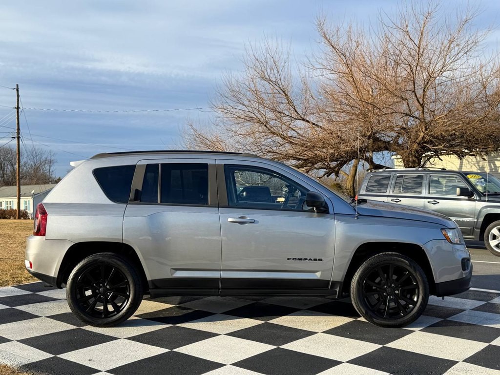 2015 Jeep Compass Image 8