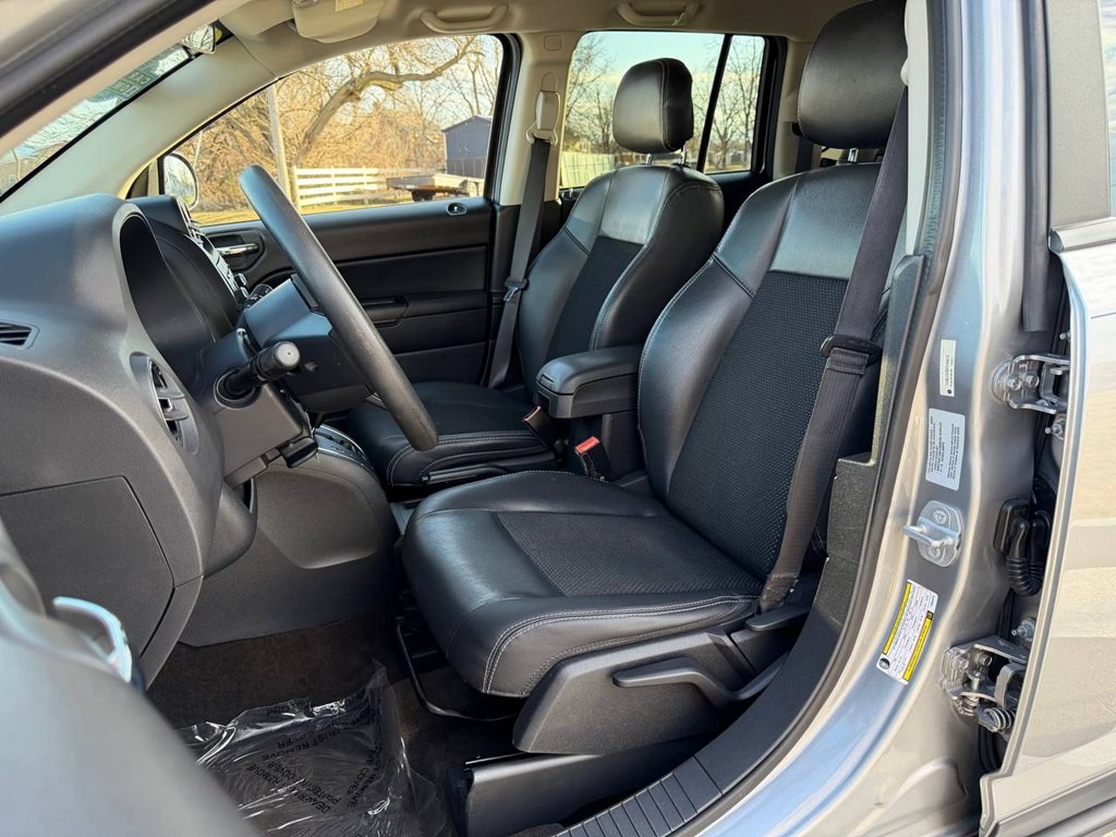 2015 Jeep Compass Image 18