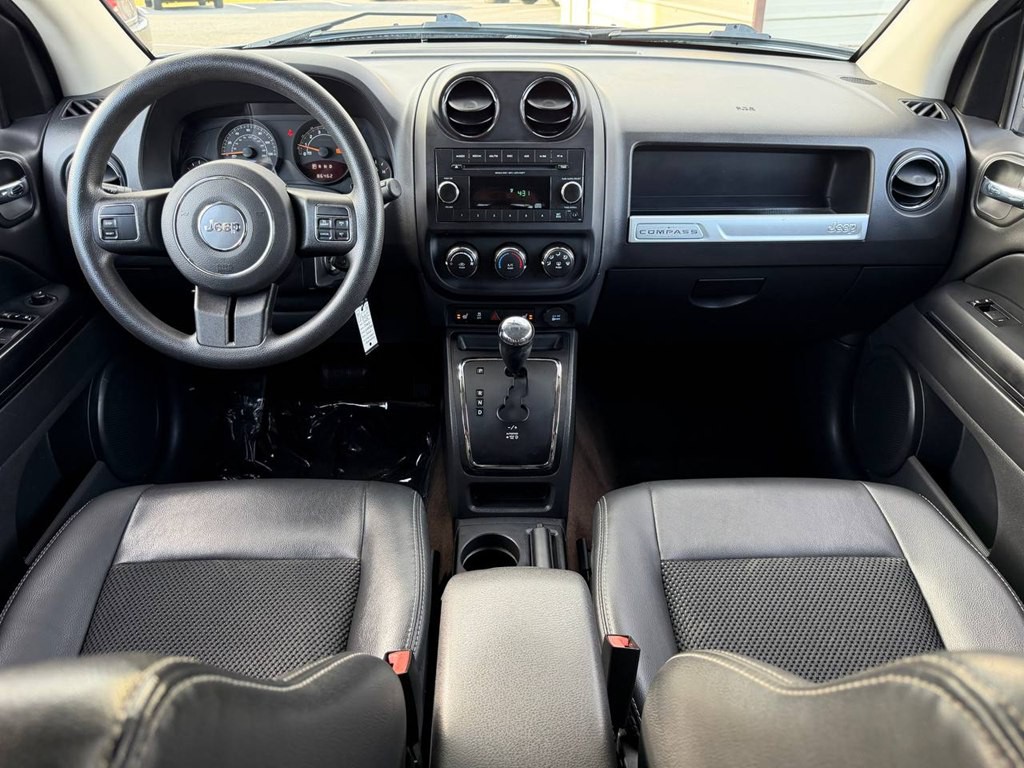 2015 Jeep Compass Image 20