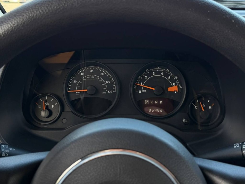 2015 Jeep Compass Image 25