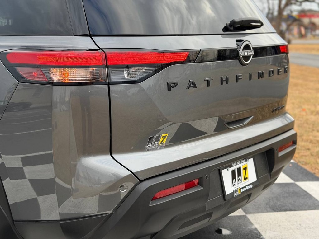 2022 Nissan Pathfinder Image 15