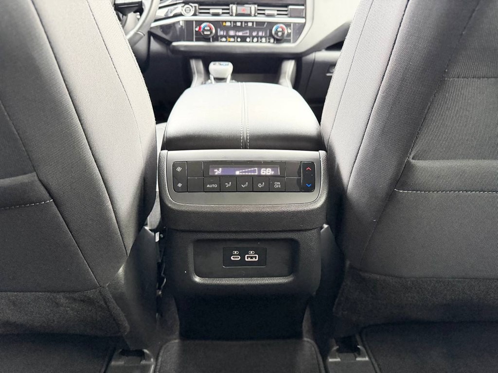 2022 Nissan Pathfinder Image 44