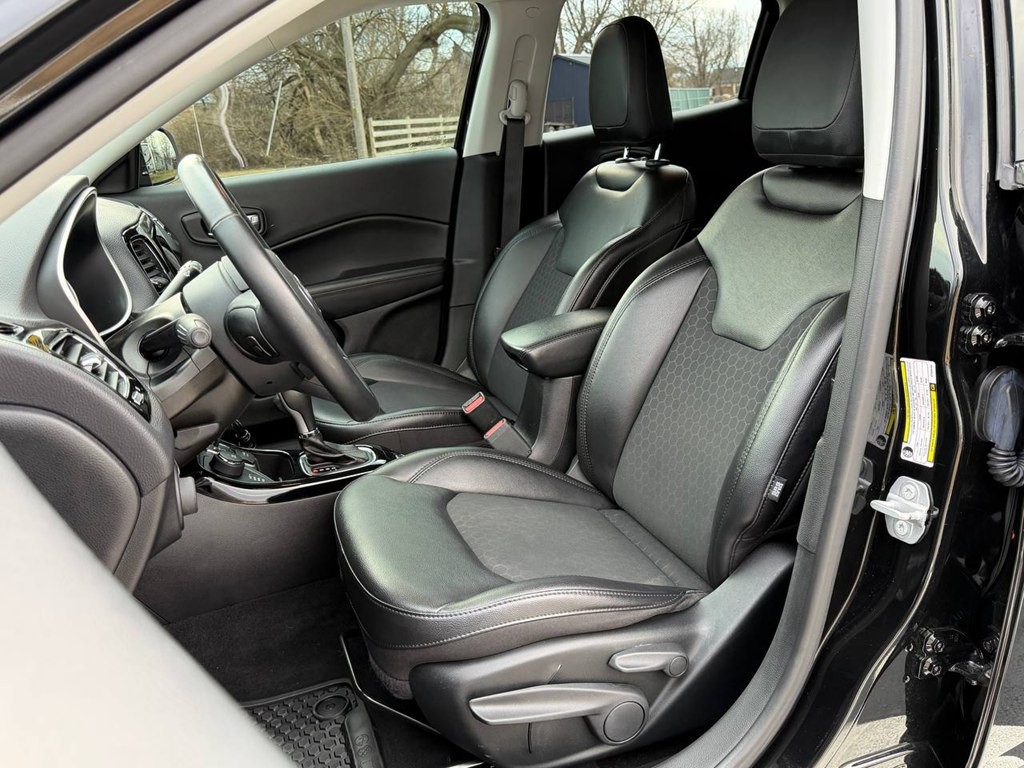 2019 Jeep Compass Image 18