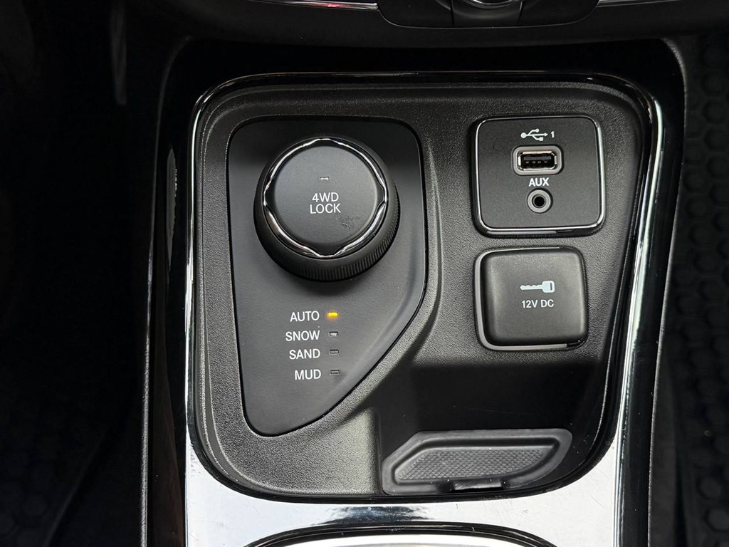 2019 Jeep Compass Image 32