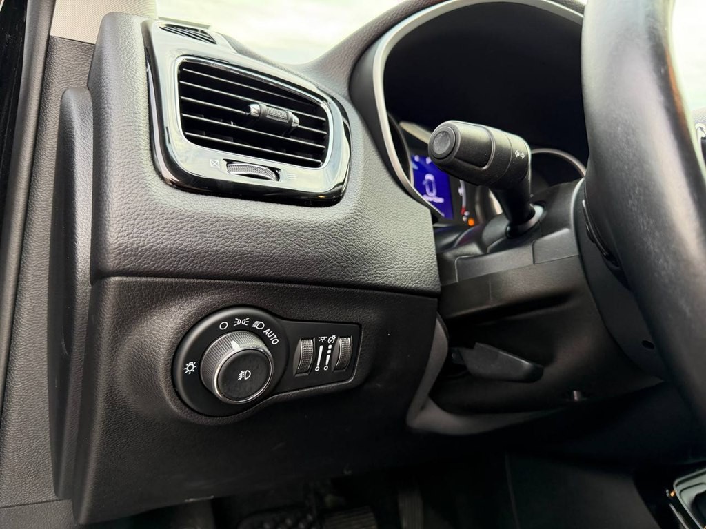 2019 Jeep Compass Image 37