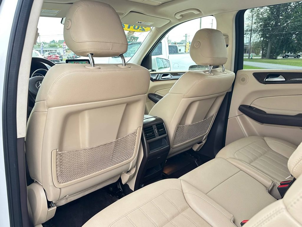 2017 Mercedes-Benz GLS-Class Image 33