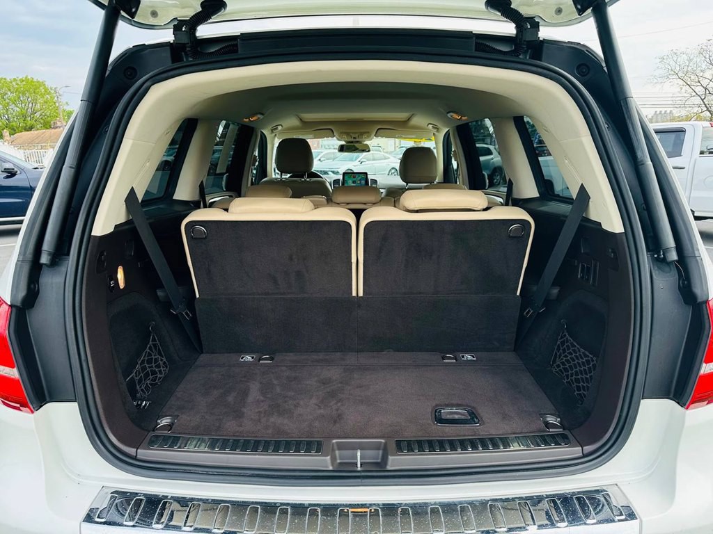 2017 Mercedes-Benz GLS-Class Image 37