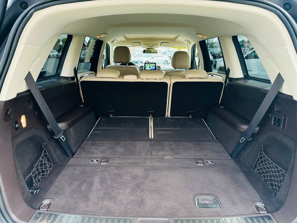 2017 Mercedes-Benz GLS-Class Image 38