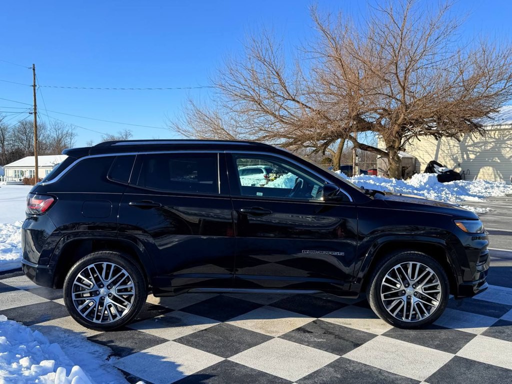 2022 Jeep Compass Image 8
