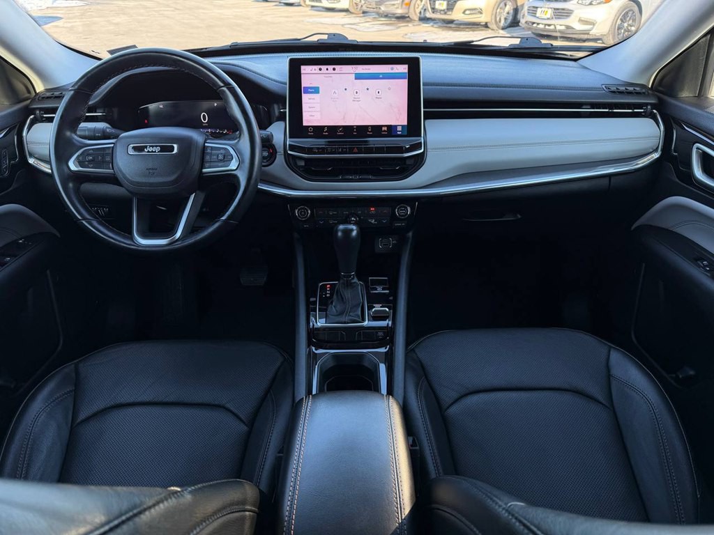 2022 Jeep Compass Image 16