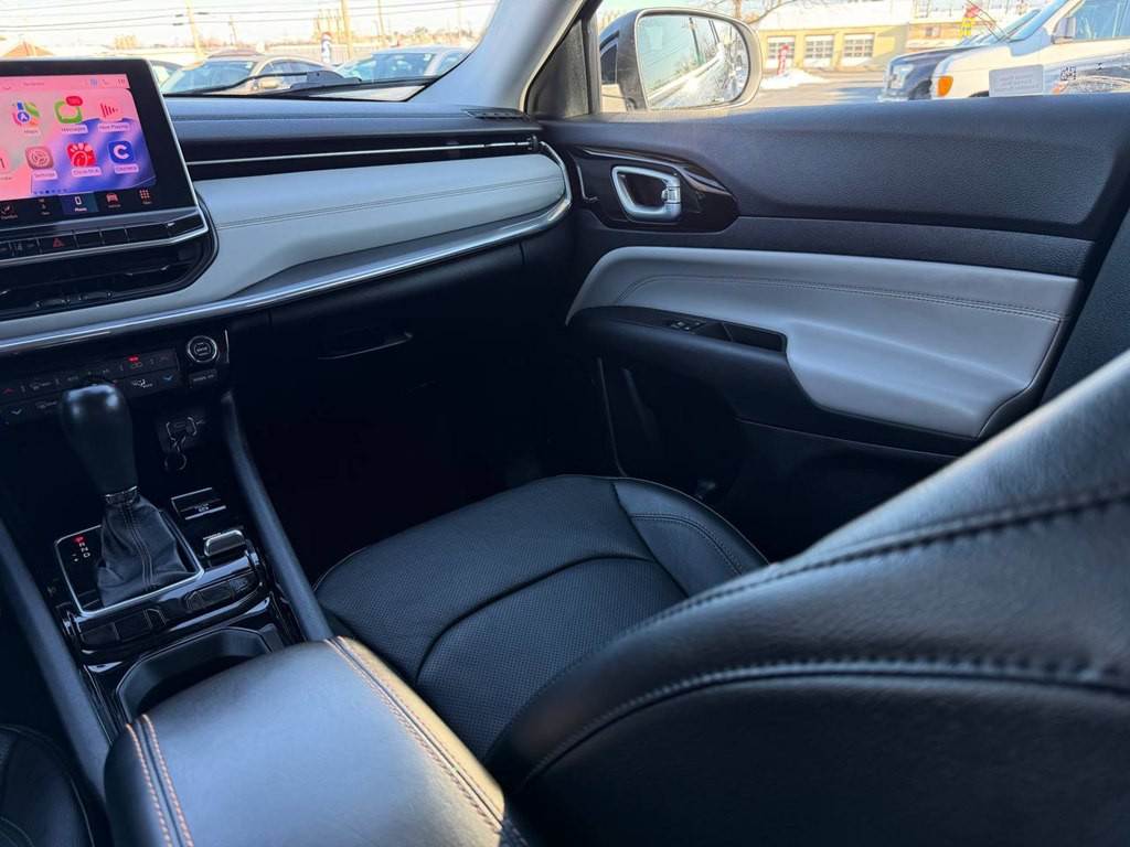 2022 Jeep Compass Image 35