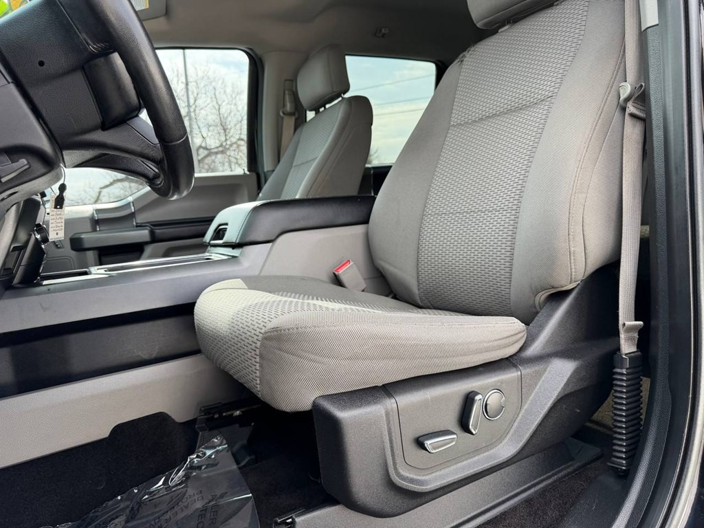 2017 Ford F-150 Image 18