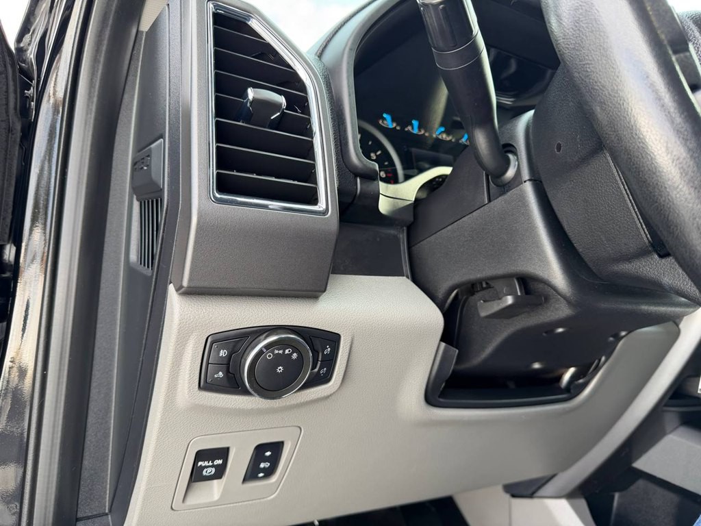 2017 Ford F-150 Image 34