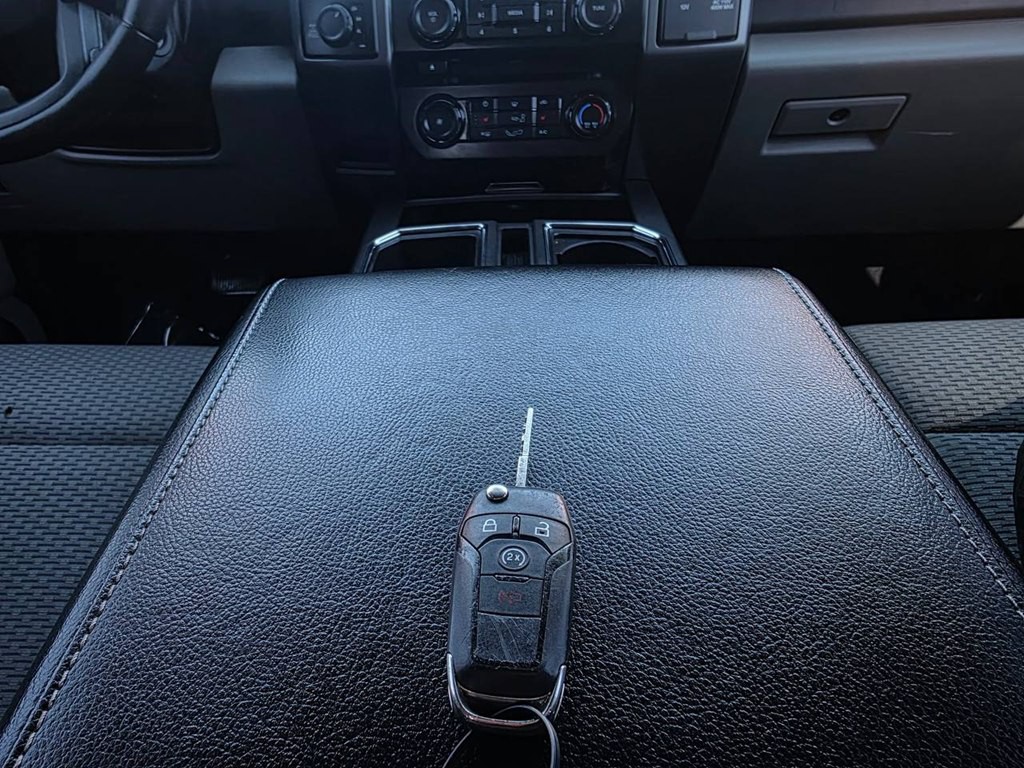 2017 Ford F-150 Image 40