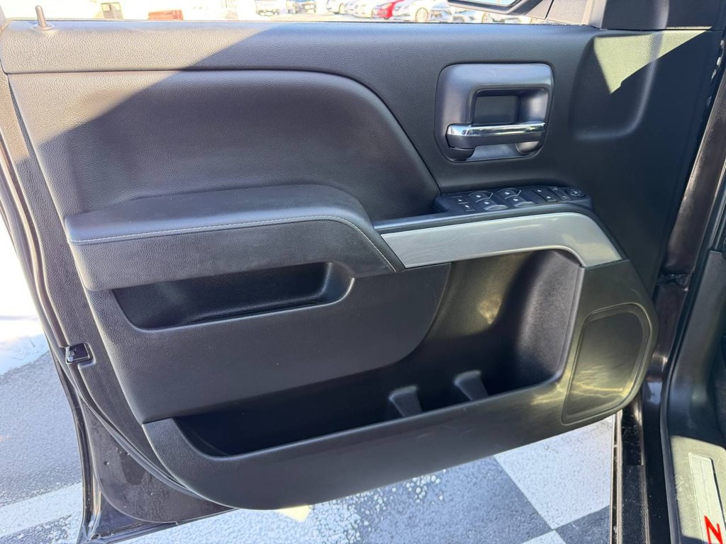 2018 Chevrolet Silverado 1500 Image 17