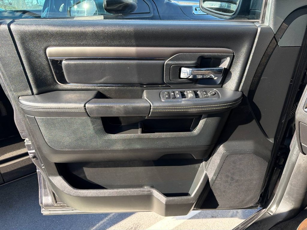 2017 RAM 1500 Image 15