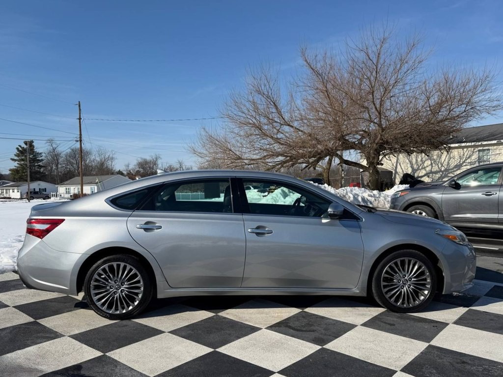 2016 Toyota Avalon Image 8