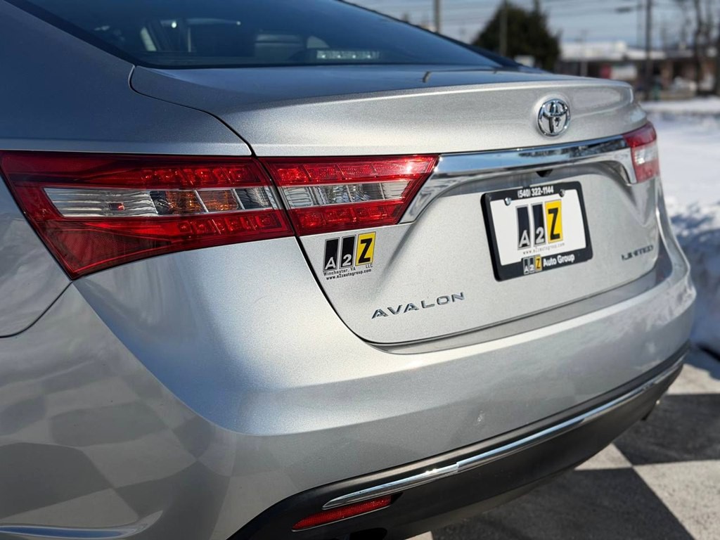 2016 Toyota Avalon Image 15