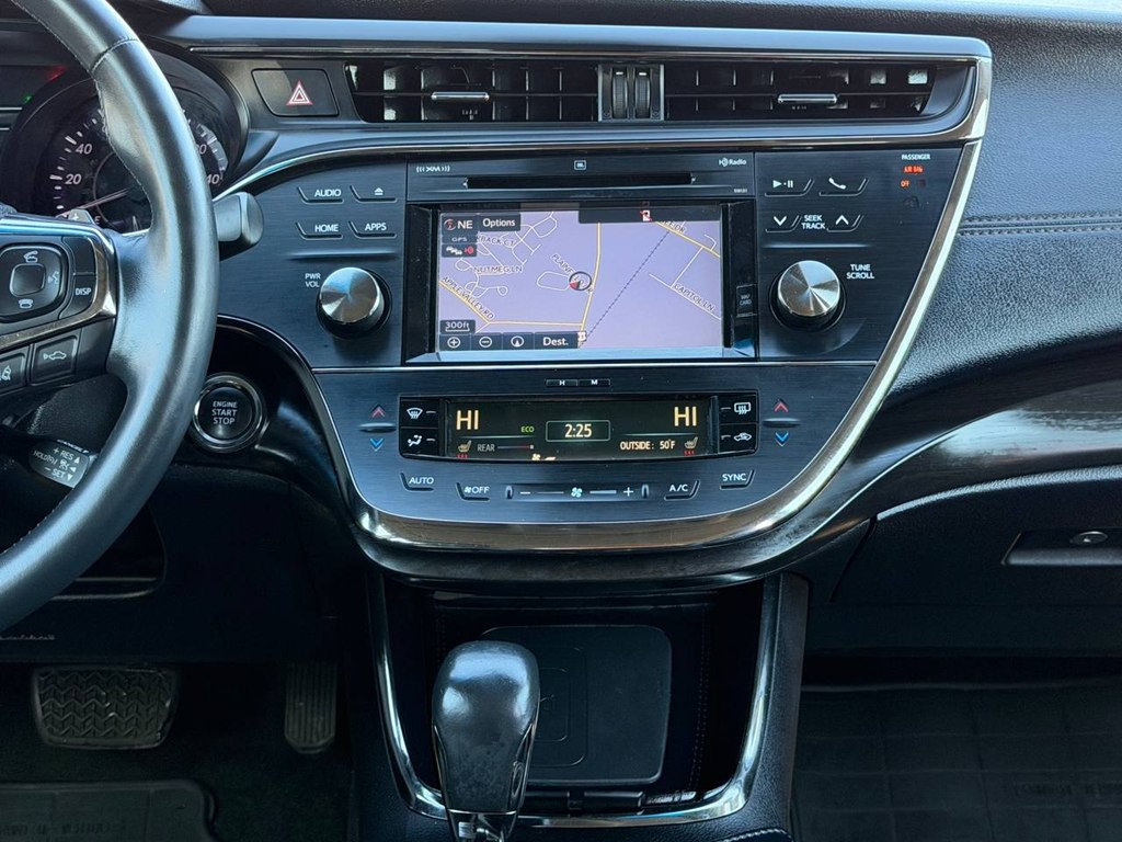 2016 Toyota Avalon Image 29