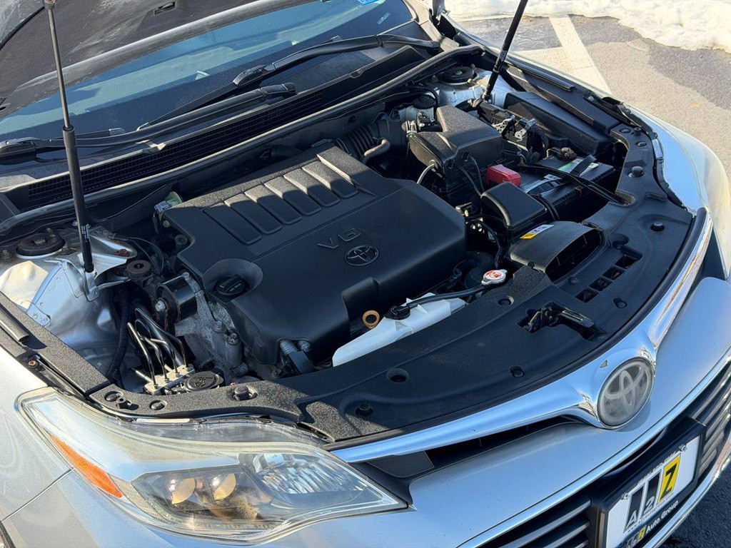 2016 Toyota Avalon Image 45