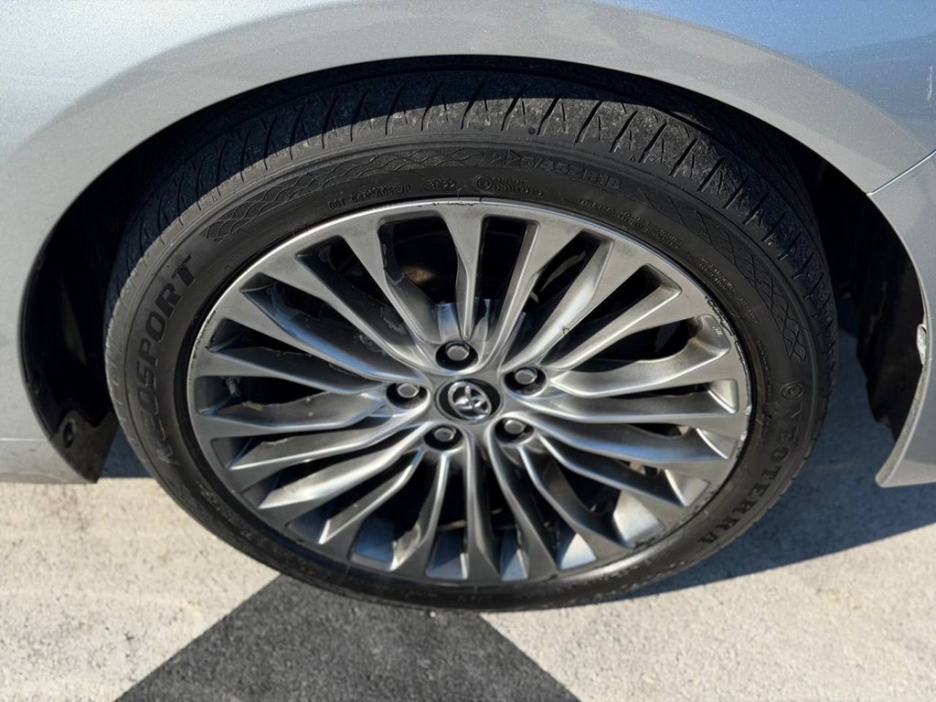 2016 Toyota Avalon Image 46