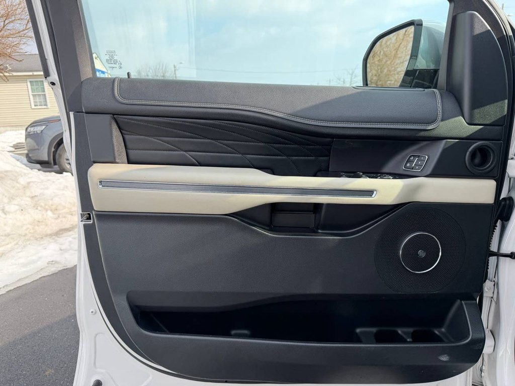 2019 Ford Expedition Image 16
