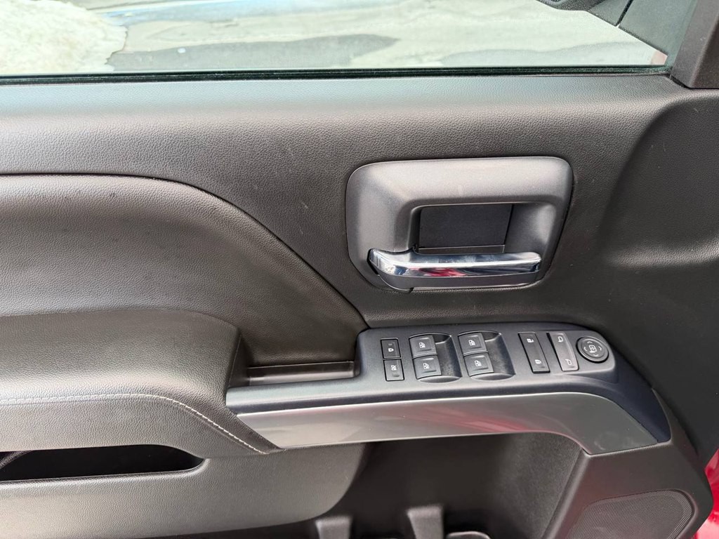 2018 Chevrolet Silverado 1500 Image 16