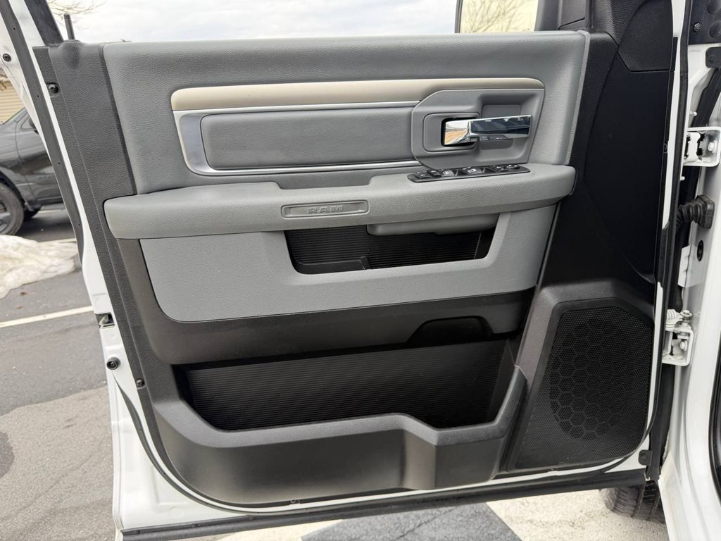 2019 RAM 1500 Image 17