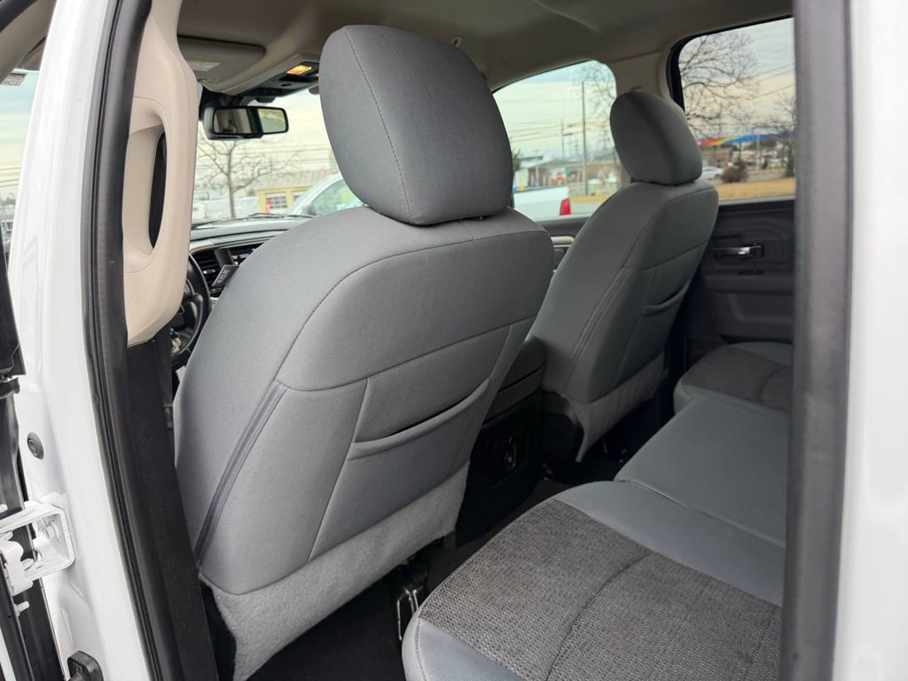 2019 RAM 1500 Image 41