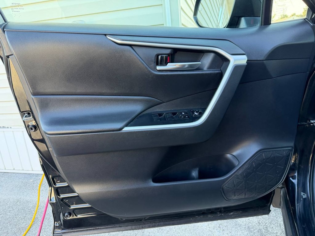 2019 Toyota Rav4 Image 16