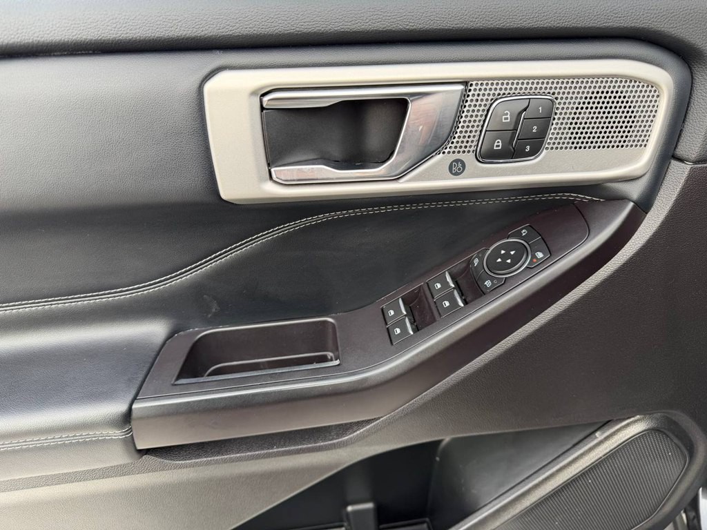 2020 Ford Explorer Image 17