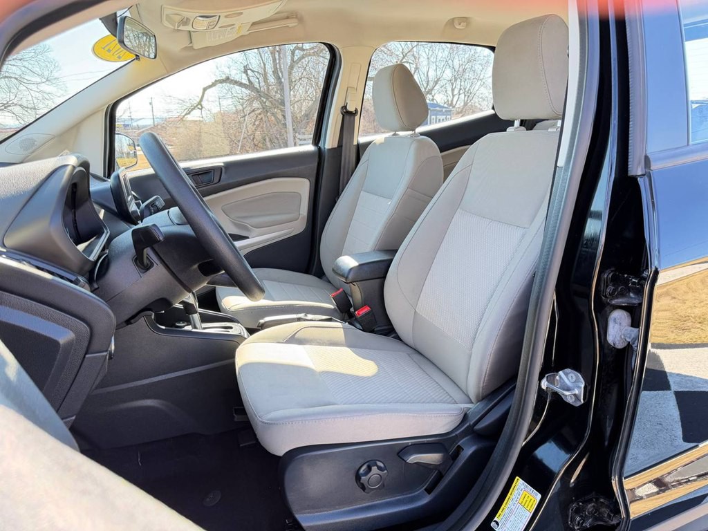 2021 Ford Econoline Image 16