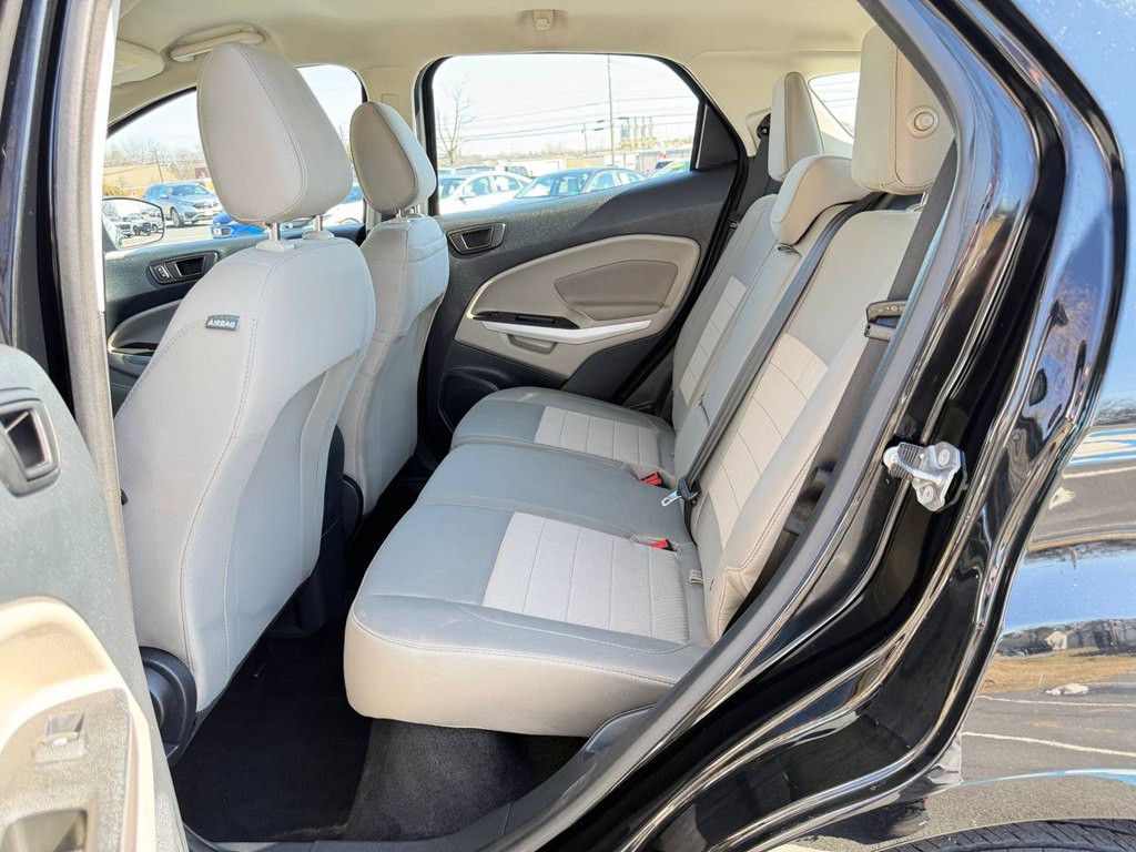 2021 Ford Econoline Image 34