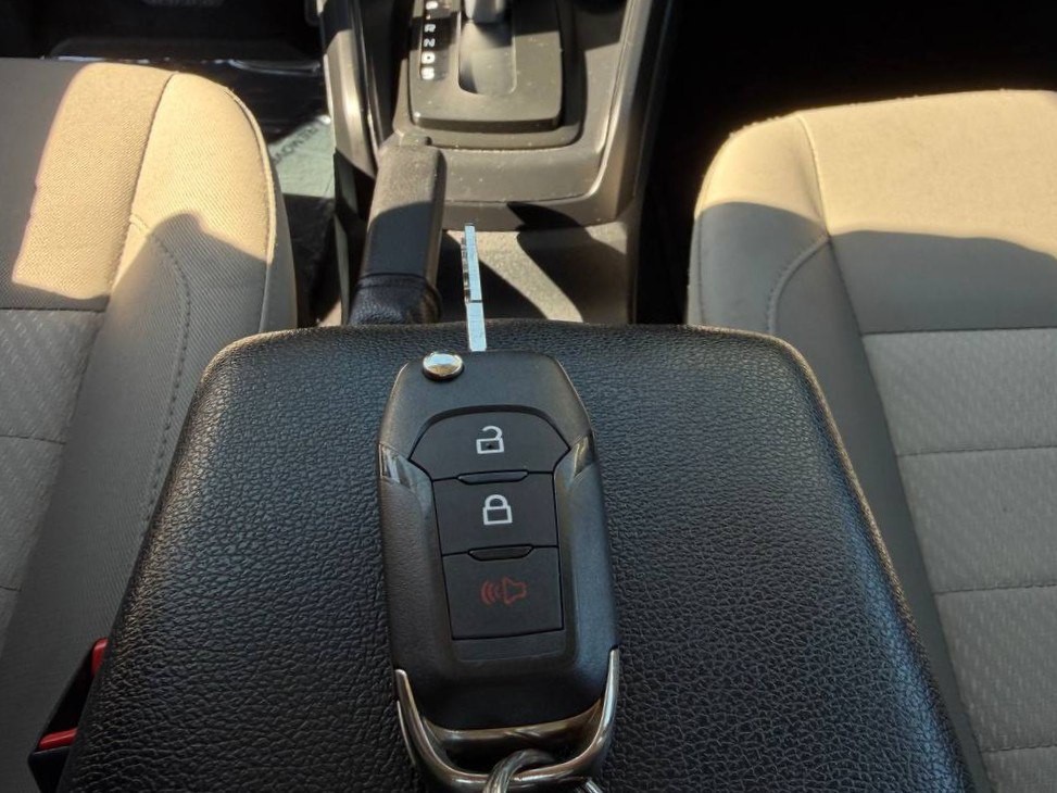 2021 Ford Econoline Image 41