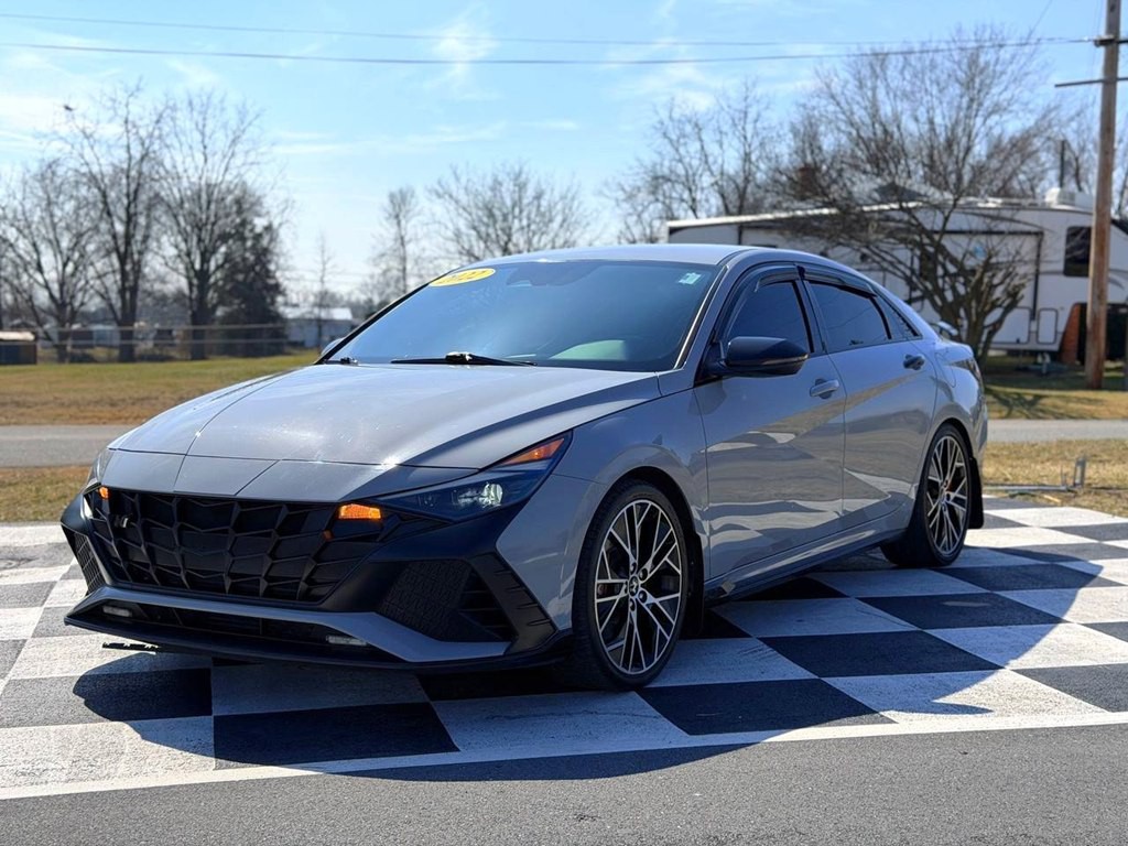 2022 Hyundai Elantra Image 2