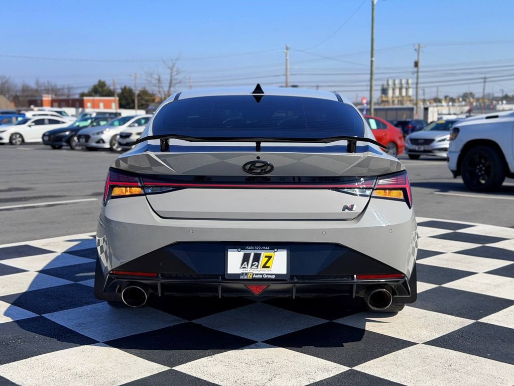 2022 Hyundai Elantra Image 6