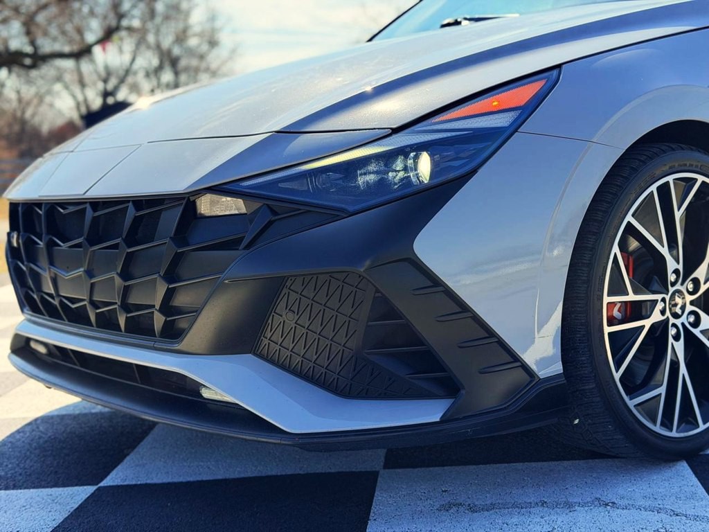 2022 Hyundai Elantra Image 10