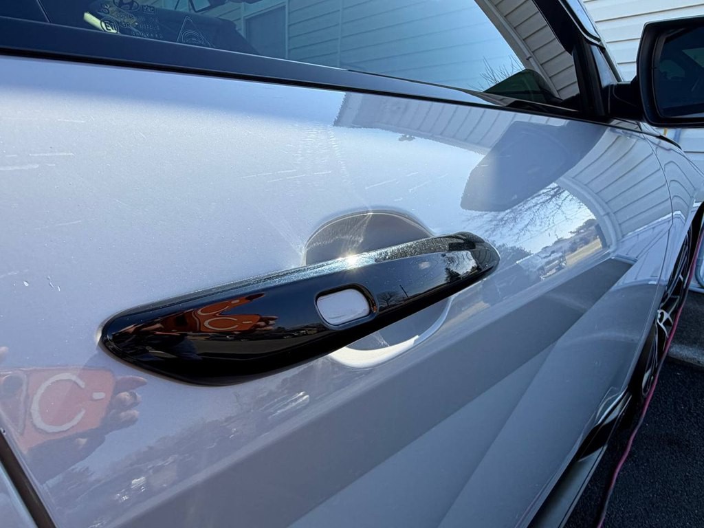 2022 Hyundai Elantra Image 14