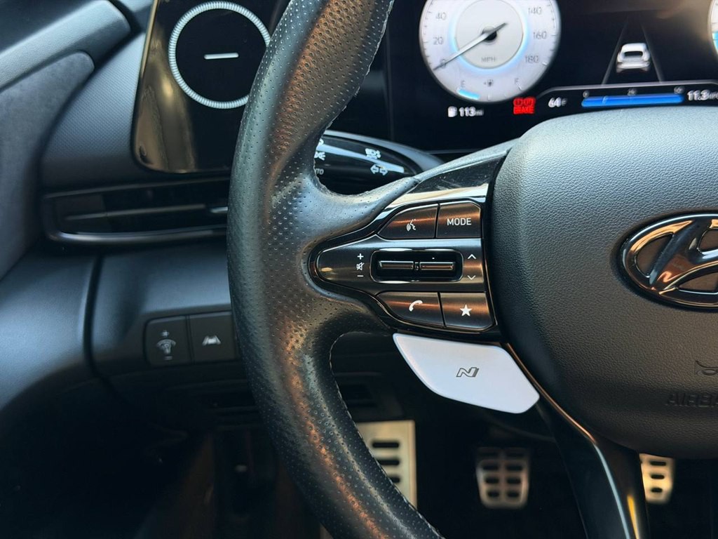 2022 Hyundai Elantra Image 24