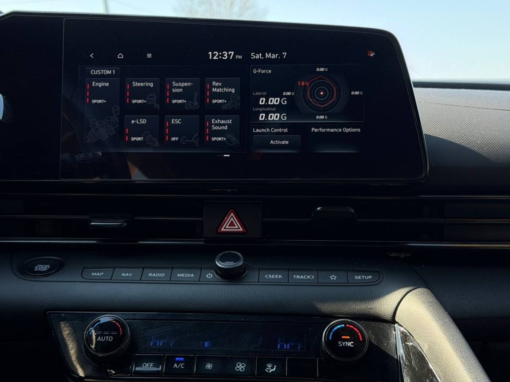 2022 Hyundai Elantra Image 31